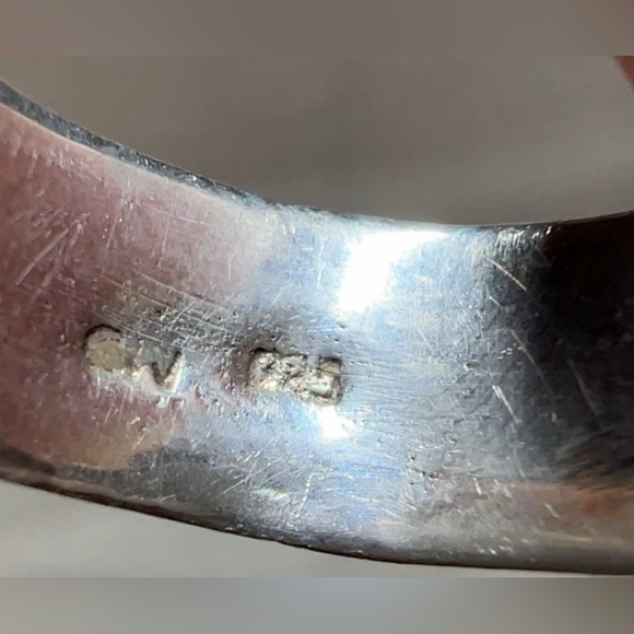 Vintage Handmade Designer Signed Textured Sterling Silver Band Ring, Size 8 - Picture 3 of 7